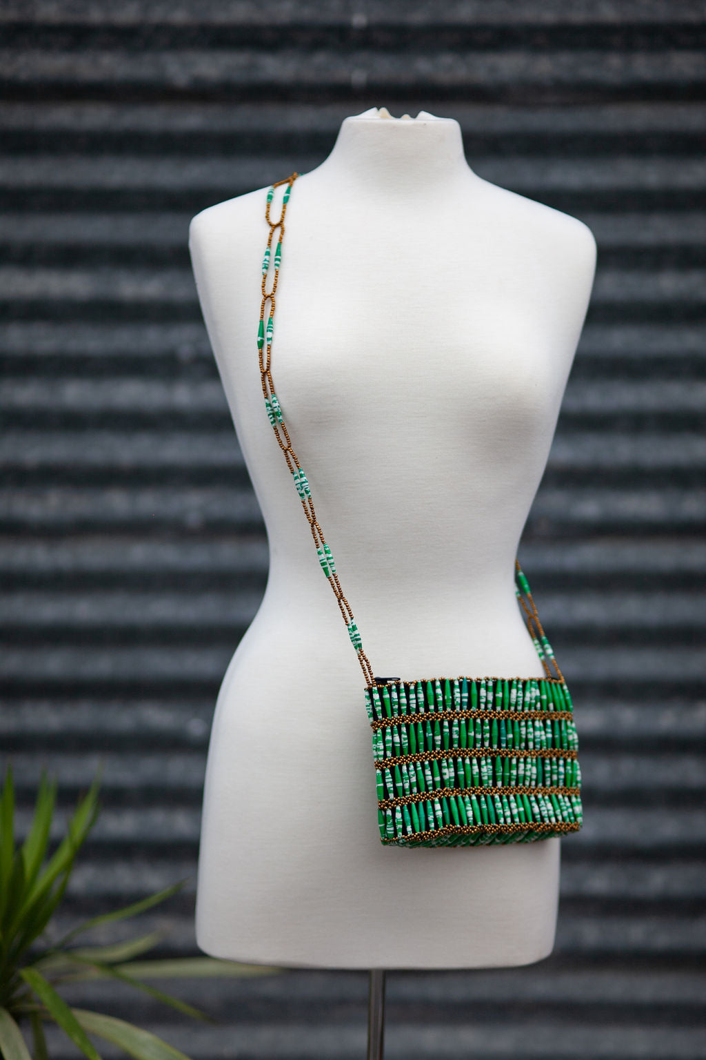 Recycled Paper Bead Clutch - Green