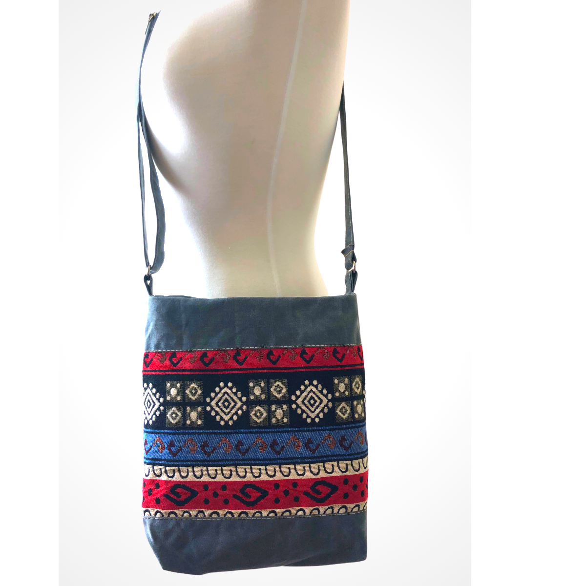 Handwoven Crossbody Purse - Grey, White & Red