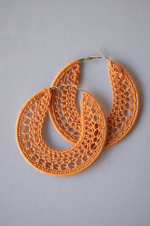 Thread earrings - Peachy Orange